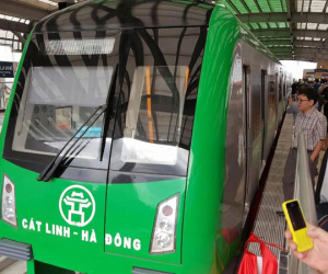 Đang mở cửa tham quan nhà ga đường sắt trên cao Cát Linh-Hà Đông