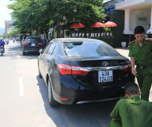 Đà Nẵng: Truy tìm 9 đối tượng đập phá hàng loạt ô tô