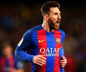 Lionel Messi dẫn đầu cuộc đua giành "Chiếc giày Vàng"