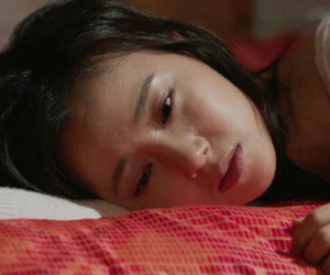 Mỗi tháng, cứ 5 ngày là tôi lại phải trốn chồng ra khách sạn ngủ
