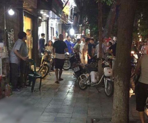 Cô gái bị chồng truy sát ở shop quần áo trên phố cổ Hà Nội đã tử vong