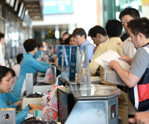 Lại đề xuất điều chỉnh tăng giá dịch vụ hàng không