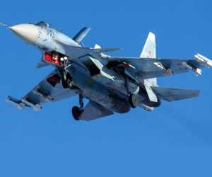 Su-35, mẫu tiêm kích "ngoài hành tinh" của Nga