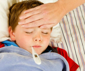 Cách dùng thuốc hạ sốt đúng cho trẻ