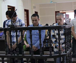 Cô gái tử vong trong cuộc chèn ép bao vây của 3 xe máy