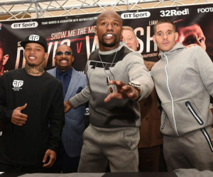 Hốt của Mayweather 2.000 tỷ VNĐ, McGregor sẽ "lặn" luôn