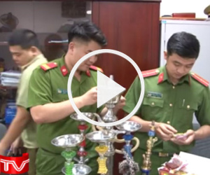 Video: Công an Hà Nội thu giữ 200 bao shisha không rõ nguồn gốc xuất xứ