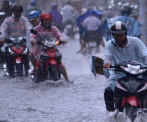 Dự báo thời tiết 27/5: Sài Gòn mưa to, đề phòng lốc xoáy