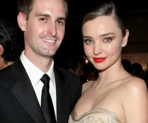 Miranda Kerr làm đám cưới với tỷ phú 9X tại nhà riêng