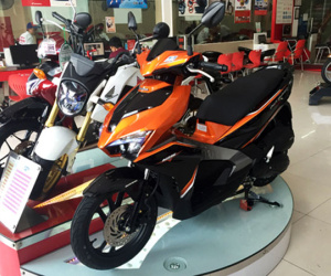 Xe tay ga Honda tăng phí trước bạ - "chuyện nhỏ" với khách Việt