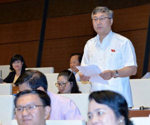 Đường sắt Việt Nam: Ngày càng kém do độc quyền?