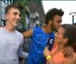 "Cưỡng hôn" phóng viên, bị loại vĩnh viễn ở Roland Garros