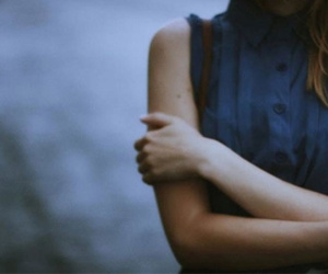 Đi bước nữa hay cứ chấp nhận làm mẹ đơn thân cho khỏe người