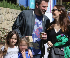Jennifer Garner bức xúc vì bị đồn "tan nát con tim" sau khi ly hôn Ben Affleck