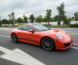Porsche 911 Carrera giá 8,2 tỉ tại Việt Nam có gì hấp dẫn