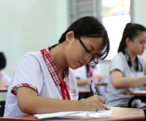 Hơn 73.000 thí sinh TP HCM bắt đầu cuộc đua vào lớp 10