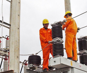 Nắng nóng đổ lửa, dừng hết mọi kế hoạch cắt điện