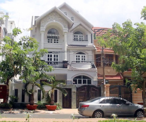 Trùm sản xuất thuốc lắc và người tình sống xa hoa tại Sài Gòn