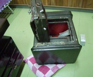 Cảnh sát điều tra vụ báo mất trộm 1,4 tỷ đồng ở Sài Gòn