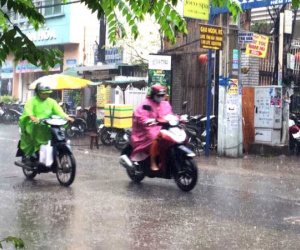 Sài Gòn mưa như trút nước từ sáng sớm đầu tuần