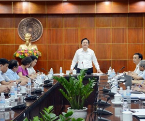 Bộ Giáo dục chưa thí điểm bỏ biên chế giáo viên mầm non, tiểu học, trung học