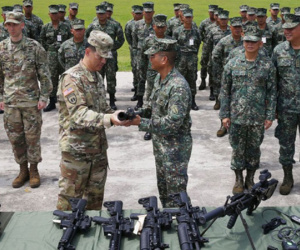 Mỹ cấp vũ khí mới giúp Philippines diệt phiến quân thân IS