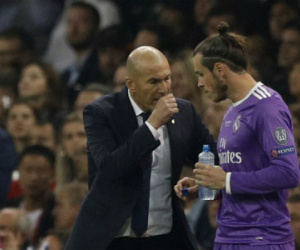 Zidane nói gì khiến Real bùng nổ ở hiệp hai