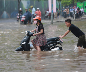 Dự báo thời tiết hôm nay (7.6): Mưa lớn, cảnh báo ngập lụt khu vực nội thành Hà Nội