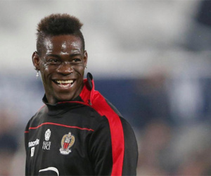 Trùm môi giới Raiola hé lộ khả năng Balotelli gia nhập Dortmund