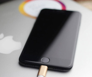 Apple cung cấp máy sửa màn hình, Touch ID trên iPhone cho bên thứ ba