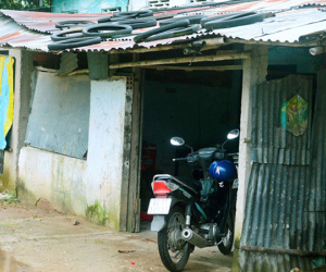 Ba bé gái bị người dượng hiếp dâm trong thời gian dài