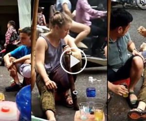 Video cô gái Tây say thuốc lào ngã ngửa trên phố sốt xình xịch