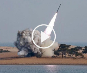 Video tên lửa đất đối hạm Triều Tiên phóng ra biển