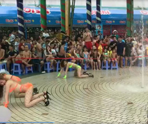 Cục Biểu diễn "vào cuộc" vụ vũ công mặc bikini, nhảy phản cảm ở Đầm Sen
