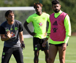Abramovich trao Conte bảo kiếm: Sao nào hỗn, "trảm" ngay!