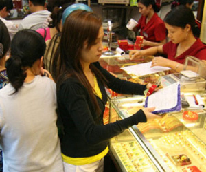 Giá vàng giảm mạnh nhất hơn 1 tháng