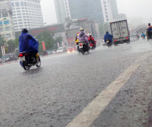 Dự báo thời tiết hôm nay (11.6): Chủ Nhật, miền Bắc có mưa rào rải rác