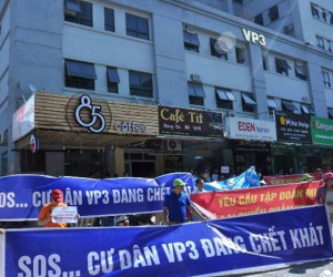 Kiếp "khổ" chung cư: Trắng đêm kiện cáo, sập trần nát nhà