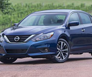 Nissan trang bị phanh tự động cho tất cả xe từ 2018