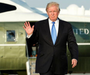Ông Trump vướng vào vụ kiện mới, bị tố vi hiến