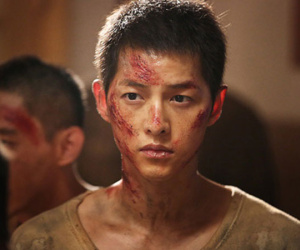 "Đảo địa ngục" của Song Joong Ki lập kỷ lục lịch sử phim Hàn