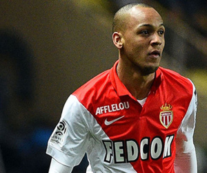Fabinho là ai? Tại sao Mourinho lại thèm muốn anh đến thế?