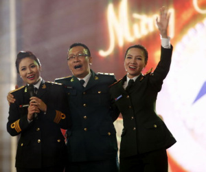 Loạt ảnh "hiếm có khó tìm" về MC Lại Văn Sâm trước khi nghỉ hưu