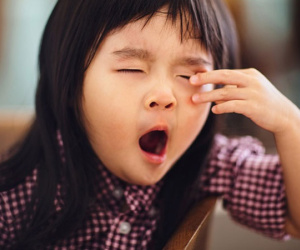 Mắc phải những thói quen xấu này từ nhỏ, trẻ lớn lên kém thông minh rõ rệt