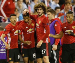 Premier League chi "núi tiền" nhưng không vô địch Champions League cũng... vứt
