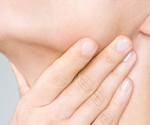 Suýt mất mạng vì hóc xương cá