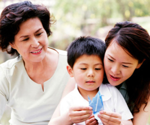 Dạy con mà ở chung với bố mẹ chồng, con không hư mới gọi là lạ
