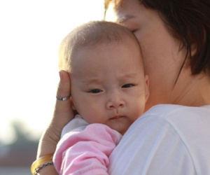 Không yêu con, luôn nghĩ con đã chết... - Những câu chuyện có thật của các mẹ trầm cảm sau sinh