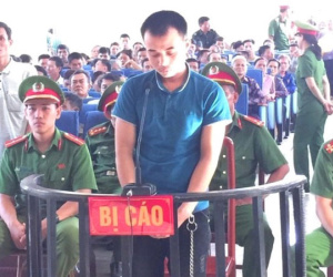 Án mạng trong buổi tiệc mừng tân gia