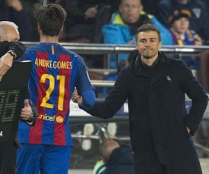 M.U bất ngờ áp sát "sao xịt" Barca